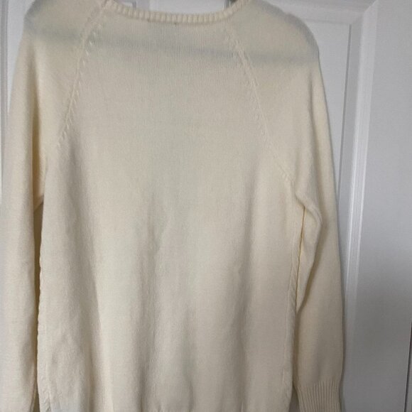 Le Chateau Crew Neck Soft Cream Women's Sweater Size Medium - Picture 4 of 5